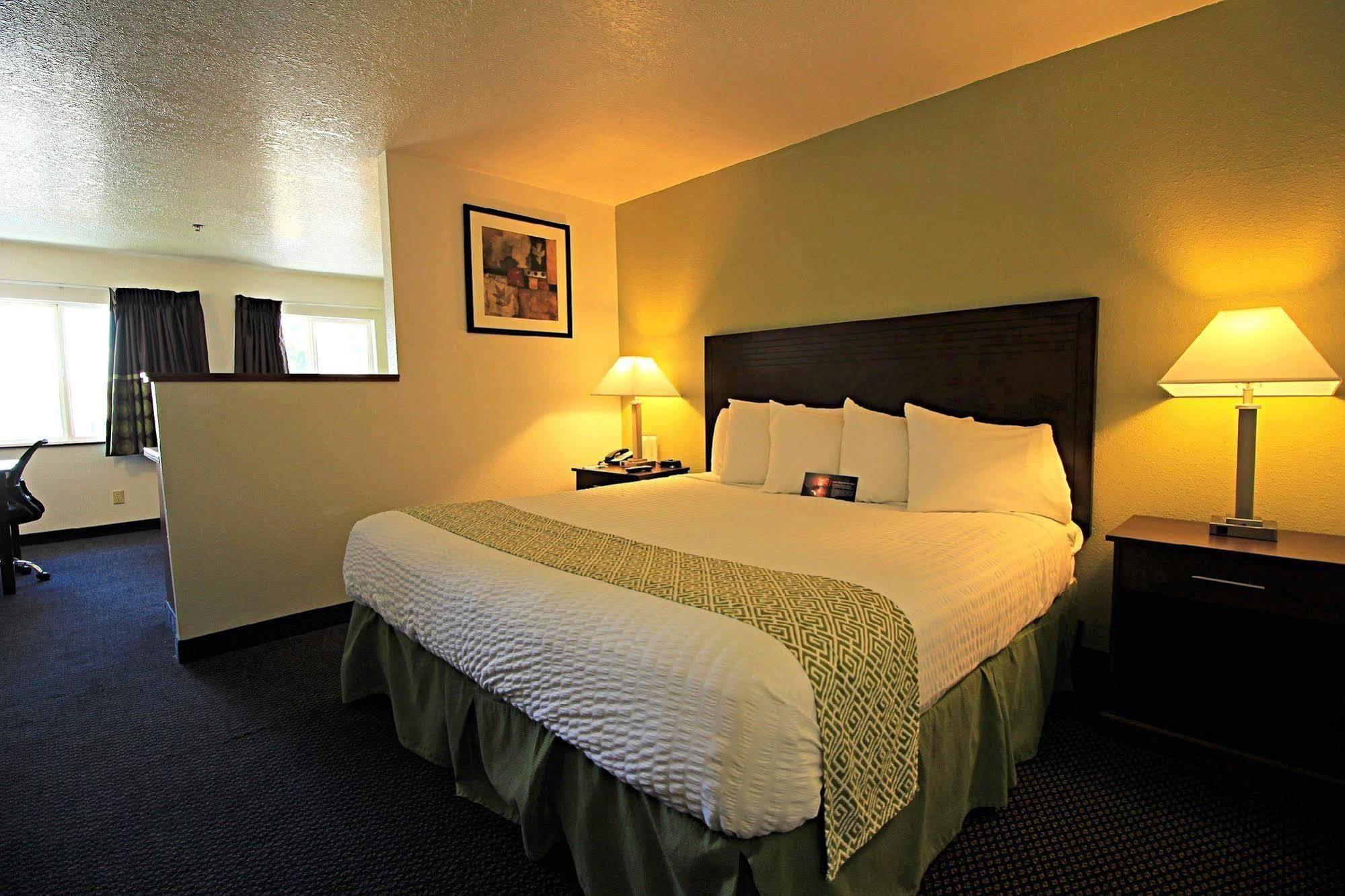 Quality Inn & Suites Kennewick Tri-Cities 3*